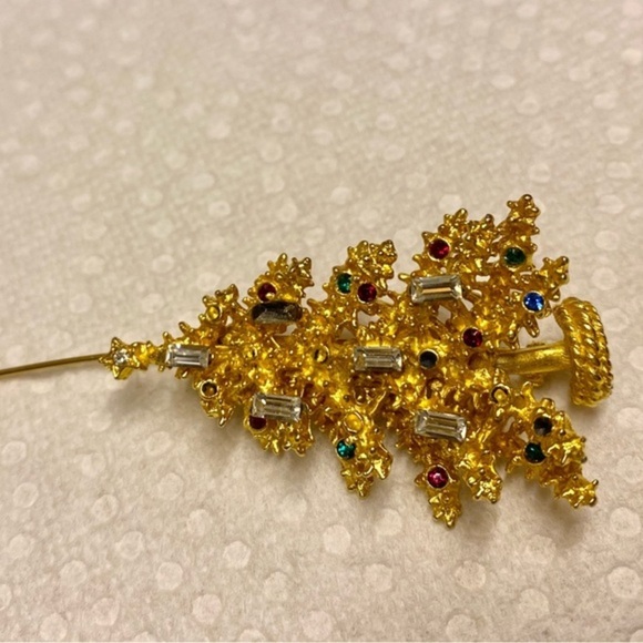 Y2K Vintage Signed Original by Robert Gold Tone Christmas Tree Brooch Rhinestone - Picture 2 of 7